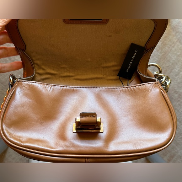 Banana Republic leather small shoulder bag - Picture 7 of 13